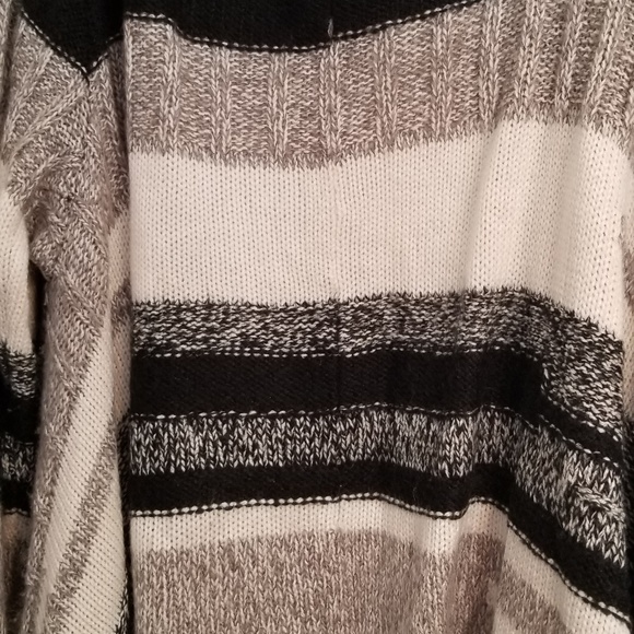 A.n.a Striped Sweater Cardigan Size 3X - Picture 4 of 6